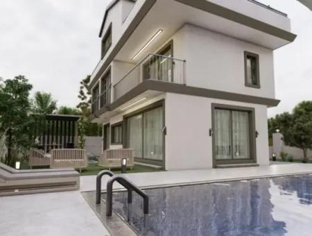 4 + 1 Villa Zum Verkauf In Didim Akbük