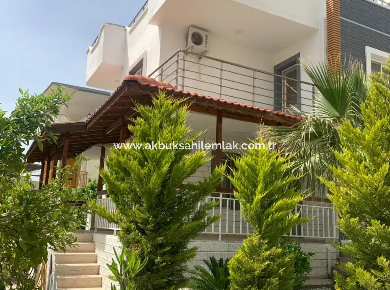 Detached House With Sea View In Akbük