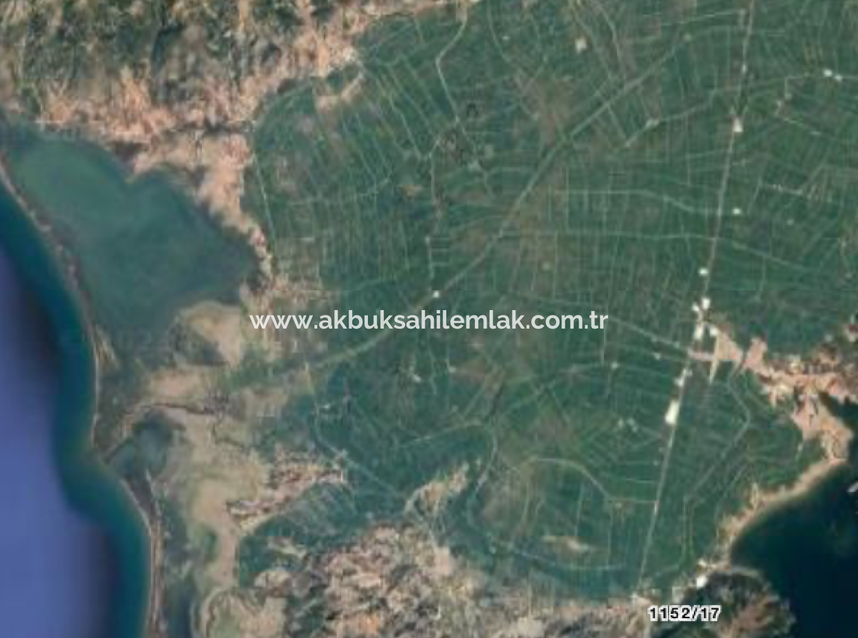 Magnificent Land Suitable For Investment In Didim Akyeniköy