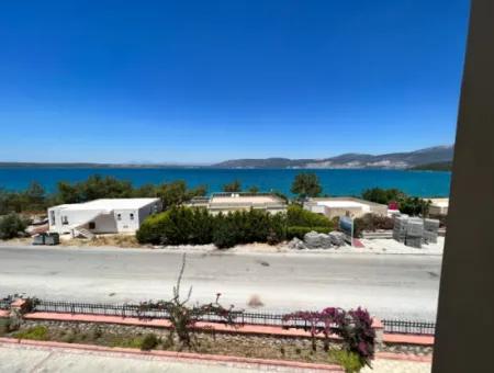 Seafront 2 1 Apartment For Sale In Didim Akbuk