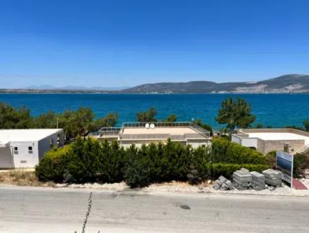 Seafront 2 1 Apartment For Sale In Didim Akbuk