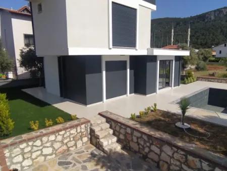 4 + 1 Villas For Sale In Didim Akbük