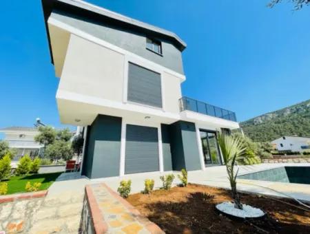 4 + 1 Villas For Sale In Didim Akbük