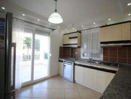 Pool In Akbuk, 7 + 1, Villa For Sale