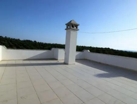 3 1 Villa With Sea View And Pool In Yeşilkent